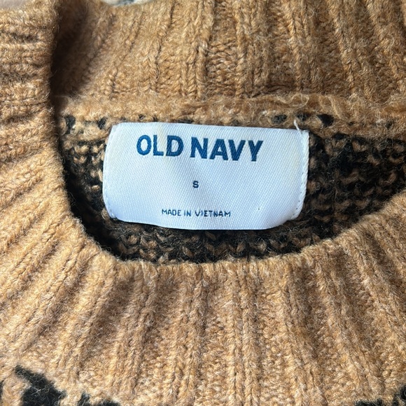 Old Navy cheetah print sweater - Picture 2 of 5